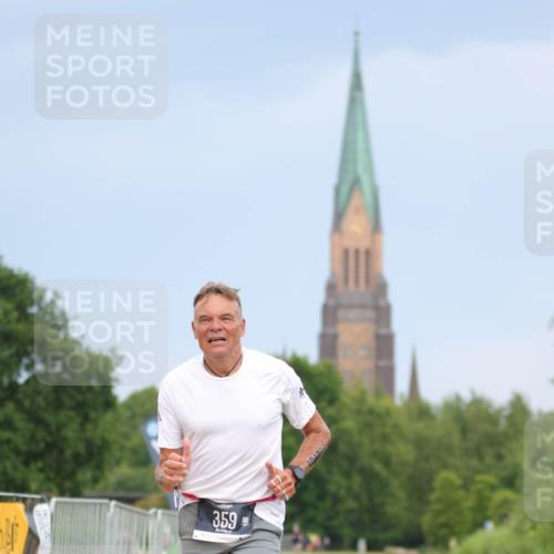 22.06.2025 - Viking Triathlon H.Heesch http://msf.ph/oto/8089451 22.06.2025 16:53:11 Laufen 359, 436 meine-sportfotos.de
