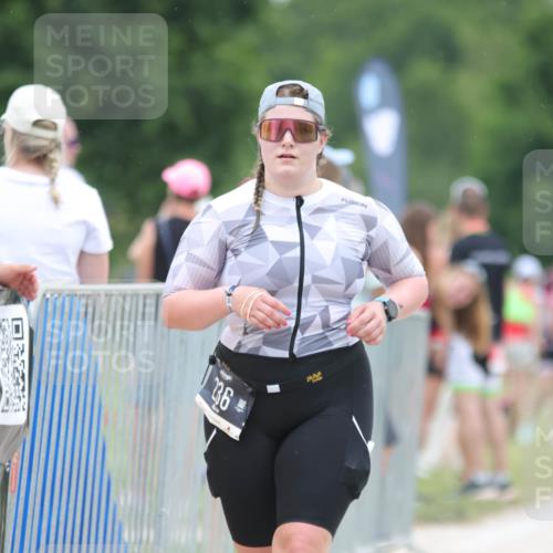 22.06.2025 - Viking Triathlon H.Heesch http://msf.ph/oto/8089468 22.06.2025 15:59:18 Laufen 236, 462 meine-sportfotos.de