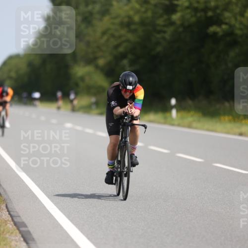 22.06.2025 - Viking Triathlon Yannick Fuchs http://msf.ph/oto/8089470 22.06.2025 11:49:58 Radfahren 11, 33, 150, 182, 257, 376, 638 meine-sportfotos.de