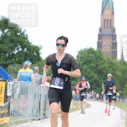 22.06.2025 - Viking Triathlon H.Heesch http://msf.ph/oto/8089473 22.06.2025 15:02:24 Laufen 8, 127, 529 meine-sportfotos.de