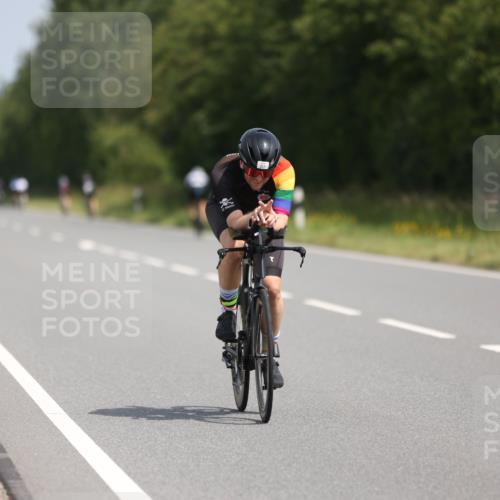 22.06.2025 - Viking Triathlon Yannick Fuchs http://msf.ph/oto/8089484 22.06.2025 11:49:58 Radfahren 11, 33, 150, 182, 257, 376, 638 meine-sportfotos.de