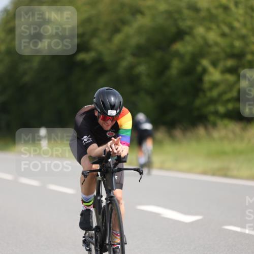 22.06.2025 - Viking Triathlon Yannick Fuchs http://msf.ph/oto/8089513 22.06.2025 11:49:59 Radfahren 11, 33, 150, 182, 257, 376, 638 meine-sportfotos.de