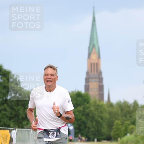 22.06.2025 - Viking Triathlon H.Heesch http://msf.ph/oto/8089533 22.06.2025 16:53:11 Laufen 359, 436 meine-sportfotos.de