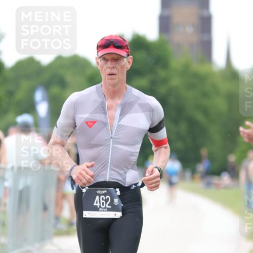 22.06.2025 - Viking Triathlon H.Heesch http://msf.ph/oto/8089542 22.06.2025 15:59:24 Laufen 236, 462 meine-sportfotos.de