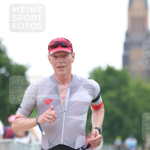 22.06.2025 - Viking Triathlon H.Heesch http://msf.ph/oto/8089591 22.06.2025 15:59:25 Laufen 236, 462 meine-sportfotos.de