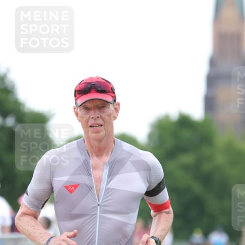 22.06.2025 - Viking Triathlon H.Heesch http://msf.ph/oto/8089597 22.06.2025 15:59:25 Laufen 236, 462 meine-sportfotos.de