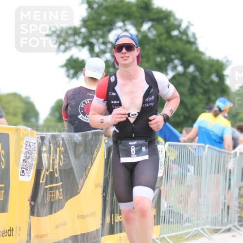 22.06.2025 - Viking Triathlon H.Heesch http://msf.ph/oto/8089599 22.06.2025 15:02:31 Laufen 8, 501, 529 meine-sportfotos.de