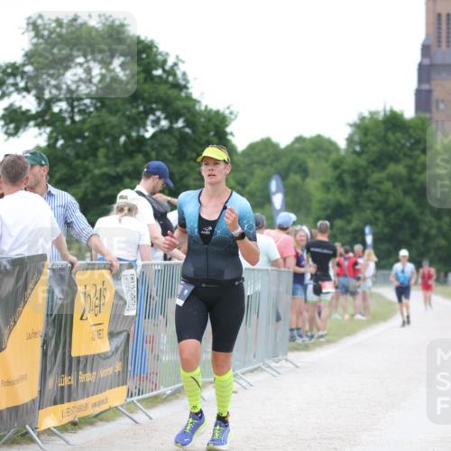 22.06.2025 - Viking Triathlon H.Heesch http://msf.ph/oto/8089723 22.06.2025 15:59:52 Laufen 26, 181 meine-sportfotos.de