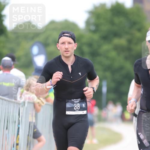 22.06.2025 - Viking Triathlon H.Heesch http://msf.ph/oto/8089741 22.06.2025 15:02:58 Laufen 19, 34, 38, 206, 536 meine-sportfotos.de