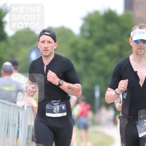 22.06.2025 - Viking Triathlon H.Heesch http://msf.ph/oto/8089751 22.06.2025 15:02:58 Laufen 19, 34, 38, 206, 536 meine-sportfotos.de