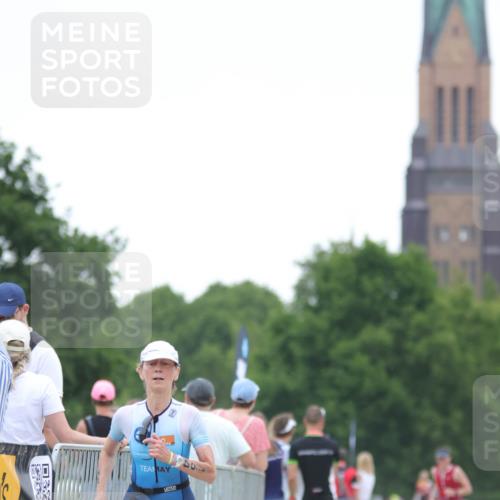 22.06.2025 - Viking Triathlon H.Heesch http://msf.ph/oto/8089796 22.06.2025 16:00:02 Laufen 154 meine-sportfotos.de