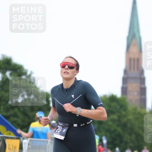 22.06.2025 - Viking Triathlon H.Heesch http://msf.ph/oto/8089858 22.06.2025 15:03:50 Laufen 20 meine-sportfotos.de