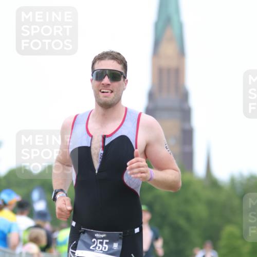 22.06.2025 - Viking Triathlon H.Heesch http://msf.ph/oto/8089892 22.06.2025 15:04:10 Laufen 255, 550 meine-sportfotos.de