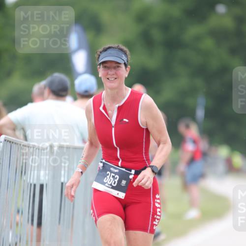 22.06.2025 - Viking Triathlon H.Heesch http://msf.ph/oto/8089898 22.06.2025 16:00:14 Laufen 353 meine-sportfotos.de