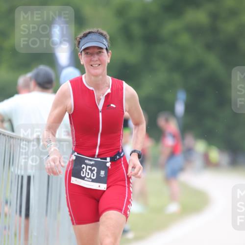 22.06.2025 - Viking Triathlon H.Heesch http://msf.ph/oto/8089922 22.06.2025 16:00:14 Laufen 353 meine-sportfotos.de