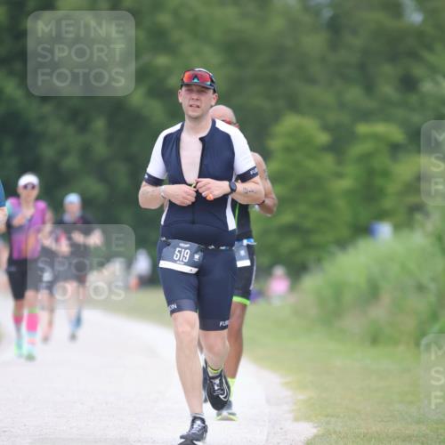 22.06.2025 - Viking Triathlon H.Heesch http://msf.ph/oto/8089953 22.06.2025 15:04:19 Laufen 519 meine-sportfotos.de