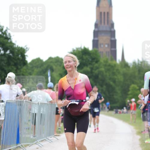 22.06.2025 - Viking Triathlon H.Heesch http://msf.ph/oto/8089969 22.06.2025 16:00:44 Laufen 436 meine-sportfotos.de