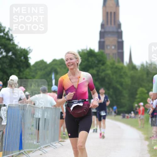 22.06.2025 - Viking Triathlon H.Heesch http://msf.ph/oto/8089973 22.06.2025 16:00:44 Laufen 436 meine-sportfotos.de