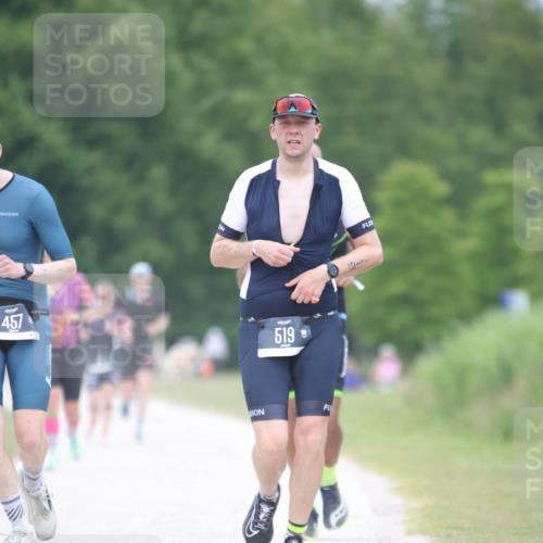 22.06.2025 - Viking Triathlon H.Heesch http://msf.ph/oto/8089983 22.06.2025 15:04:19 Laufen 519 meine-sportfotos.de