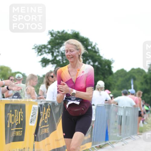 22.06.2025 - Viking Triathlon H.Heesch http://msf.ph/oto/8090016 22.06.2025 16:00:46 Laufen 54, 436 meine-sportfotos.de