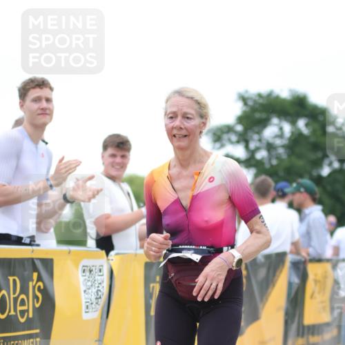 22.06.2025 - Viking Triathlon H.Heesch http://msf.ph/oto/8090059 22.06.2025 16:00:46 Laufen 54, 436 meine-sportfotos.de