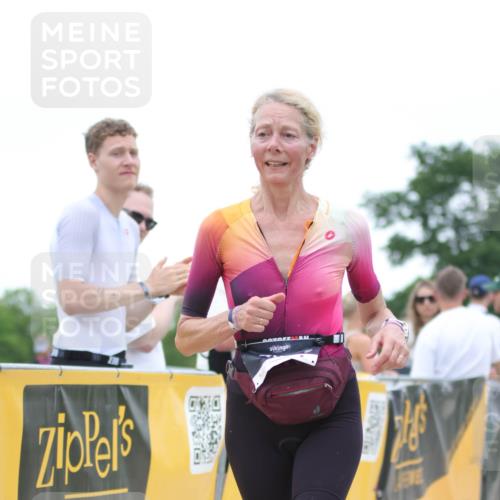 22.06.2025 - Viking Triathlon H.Heesch http://msf.ph/oto/8090075 22.06.2025 16:00:47 Laufen 54, 436 meine-sportfotos.de
