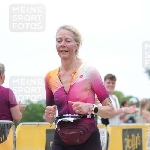 22.06.2025 - Viking Triathlon H.Heesch http://msf.ph/oto/8090113 22.06.2025 16:00:47 Laufen 54, 436 meine-sportfotos.de