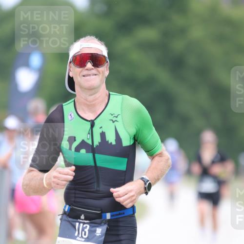 22.06.2025 - Viking Triathlon H.Heesch http://msf.ph/oto/8090128 22.06.2025 15:07:18 Laufen 113 meine-sportfotos.de