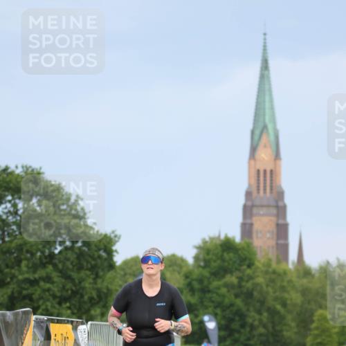 22.06.2025 - Viking Triathlon H.Heesch http://msf.ph/oto/8090129 22.06.2025 16:53:55 Laufen 201 meine-sportfotos.de