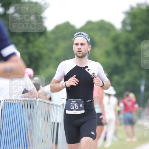 22.06.2025 - Viking Triathlon H.Heesch http://msf.ph/oto/8090174 22.06.2025 16:00:53 Laufen 54, 378 meine-sportfotos.de