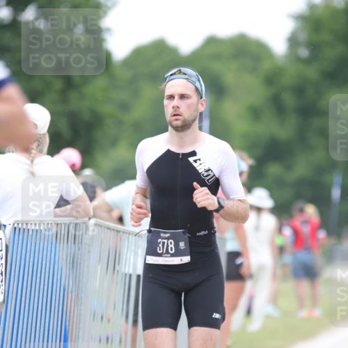 22.06.2025 - Viking Triathlon H.Heesch http://msf.ph/oto/8090176 22.06.2025 16:00:53 Laufen 54, 378 meine-sportfotos.de