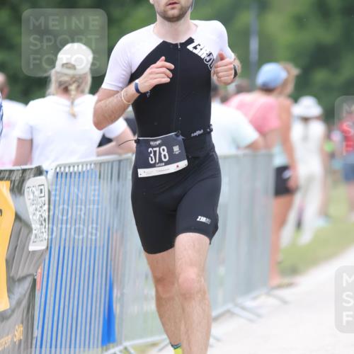 22.06.2025 - Viking Triathlon H.Heesch http://msf.ph/oto/8090207 22.06.2025 16:00:53 Laufen 54, 378 meine-sportfotos.de
