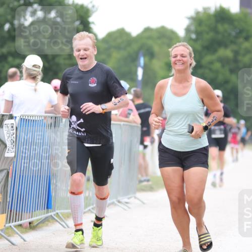 22.06.2025 - Viking Triathlon H.Heesch http://msf.ph/oto/8090243 22.06.2025 16:01:10 Laufen 543, 619 meine-sportfotos.de
