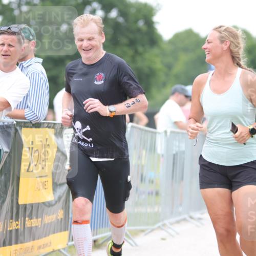 22.06.2025 - Viking Triathlon H.Heesch http://msf.ph/oto/8090283 22.06.2025 16:01:10 Laufen 543, 619 meine-sportfotos.de