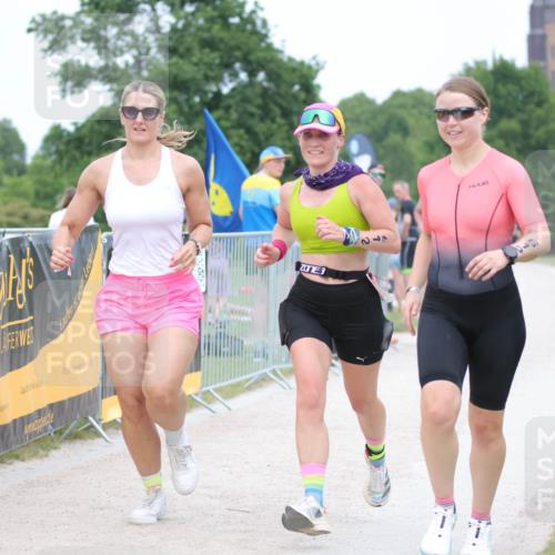 22.06.2025 - Viking Triathlon H.Heesch http://msf.ph/oto/8090286 22.06.2025 15:07:37 Laufen 612 meine-sportfotos.de