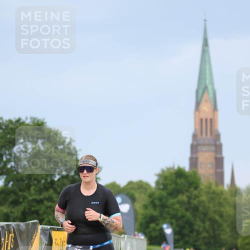 22.06.2025 - Viking Triathlon H.Heesch http://msf.ph/oto/8090302 22.06.2025 16:53:56 Laufen 201 meine-sportfotos.de