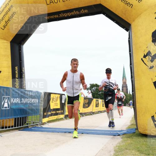 22.06.2025 - Viking Triathlon H.Heesch http://msf.ph/oto/8090313 22.06.2025 13:37:04 Laufen 193, 290, 349, 352 meine-sportfotos.de