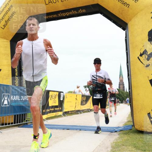 22.06.2025 - Viking Triathlon H.Heesch http://msf.ph/oto/8090323 22.06.2025 13:37:05 Laufen 193, 290, 349, 352 meine-sportfotos.de