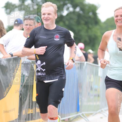 22.06.2025 - Viking Triathlon H.Heesch http://msf.ph/oto/8090324 22.06.2025 16:01:11 Laufen 291, 543, 619 meine-sportfotos.de