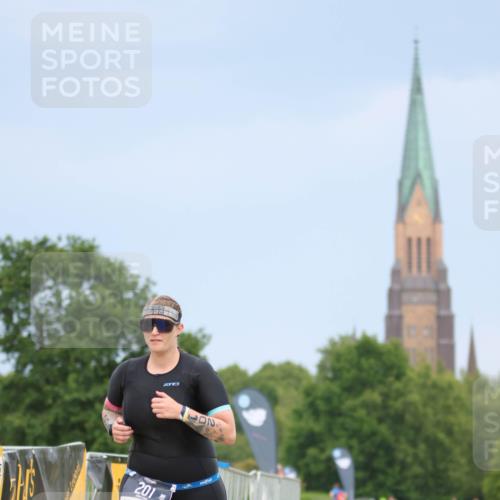 22.06.2025 - Viking Triathlon H.Heesch http://msf.ph/oto/8090330 22.06.2025 16:53:56 Laufen 201 meine-sportfotos.de