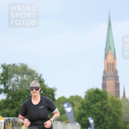 22.06.2025 - Viking Triathlon H.Heesch http://msf.ph/oto/8090368 22.06.2025 16:53:56 Laufen 201 meine-sportfotos.de
