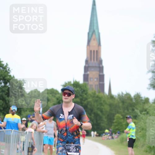 22.06.2025 - Viking Triathlon H.Heesch http://msf.ph/oto/8090377 22.06.2025 15:08:18 Laufen 265, 355 meine-sportfotos.de