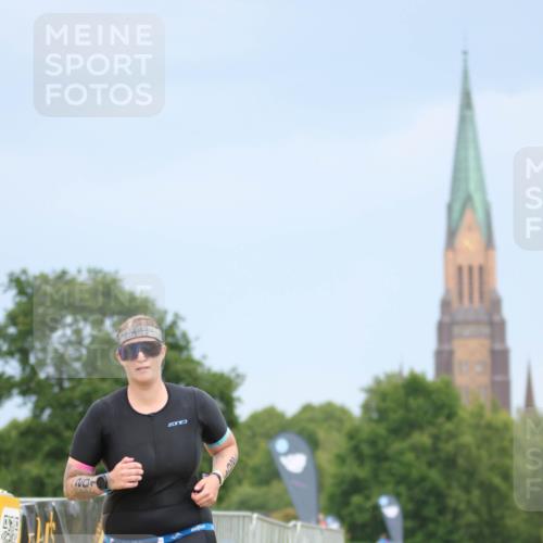 22.06.2025 - Viking Triathlon H.Heesch http://msf.ph/oto/8090387 22.06.2025 16:53:56 Laufen 201 meine-sportfotos.de