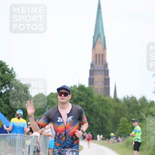 22.06.2025 - Viking Triathlon H.Heesch http://msf.ph/oto/8090388 22.06.2025 15:08:18 Laufen 265, 355 meine-sportfotos.de