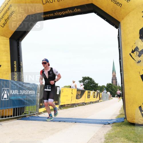 22.06.2025 - Viking Triathlon H.Heesch http://msf.ph/oto/8090398 22.06.2025 13:37:35 Laufen 8 meine-sportfotos.de