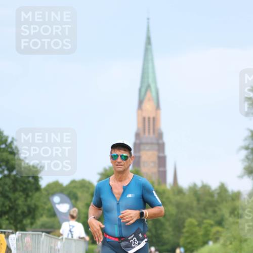 22.06.2025 - Viking Triathlon H.Heesch http://msf.ph/oto/8090448 22.06.2025 16:55:49 Laufen 23 meine-sportfotos.de