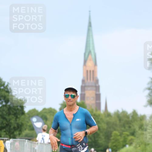 22.06.2025 - Viking Triathlon H.Heesch http://msf.ph/oto/8090464 22.06.2025 16:55:49 Laufen 23 meine-sportfotos.de