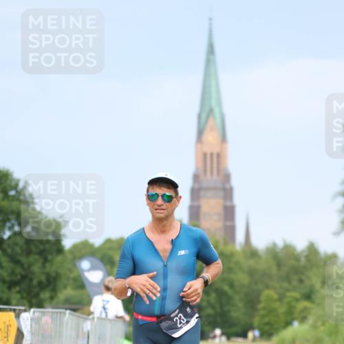 22.06.2025 - Viking Triathlon H.Heesch http://msf.ph/oto/8090506 22.06.2025 16:55:49 Laufen 23 meine-sportfotos.de