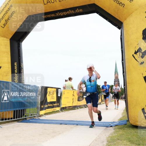 22.06.2025 - Viking Triathlon H.Heesch http://msf.ph/oto/8090522 22.06.2025 13:39:40 Laufen 30, 154, 488 meine-sportfotos.de