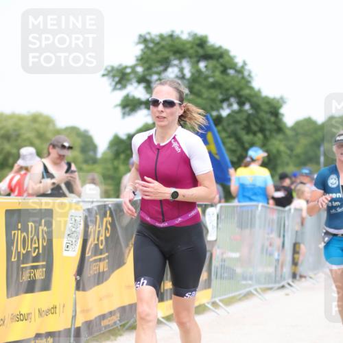 22.06.2025 - Viking Triathlon H.Heesch http://msf.ph/oto/8090523 22.06.2025 15:08:56 Laufen 17, 146, 249, 436 meine-sportfotos.de